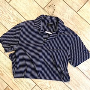 Men’ size Medium PGA golf shirt.